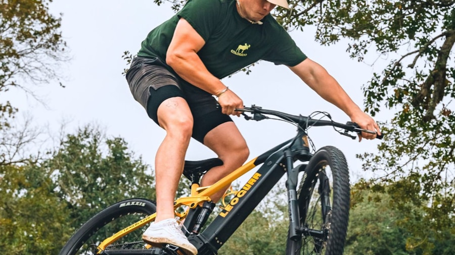 Chinese Manufacturer Launches 3-Cylinder Adventure Motorcycle to Challenge Triumph and BMW 2 adventure bike off-road terrain