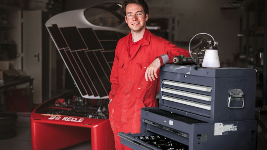 The Wheel Group Names Veteran Tire Executive to National Accounts: What Shoppers Should Know 1 auto repair shop technician