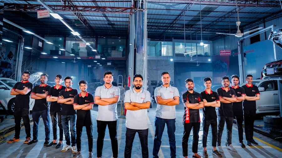 automotive shop manager team
