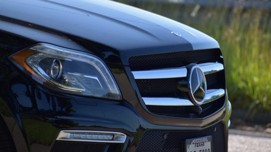 car sales lot dealership