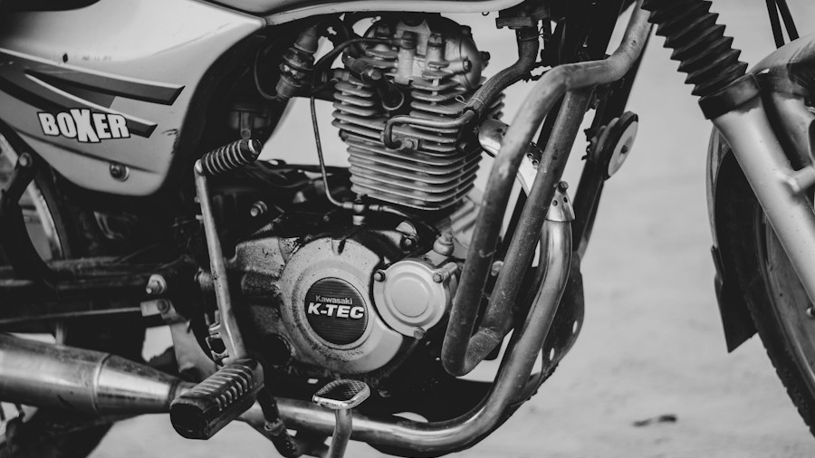 Royal Enfield Brings GRR450 to Build Train Race Flat Track Program: What Buyers Should Know 2 compact motorcycle engine performance