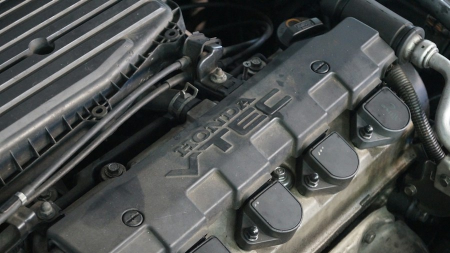 engine cylinder head repair