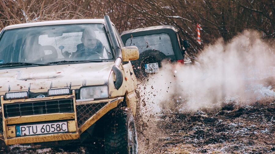 2026 Ford Explorer Tremor Takes On Brutal Mountain Trail: What Off-Road Shoppers Need to Know 1 Ford SUV off-road steep terrain