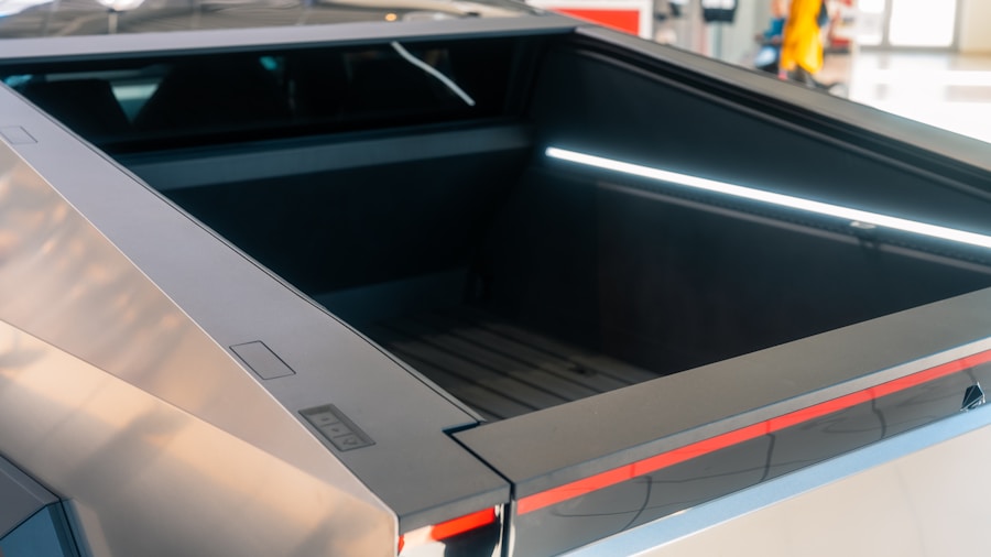 futuristic truck electric pickup