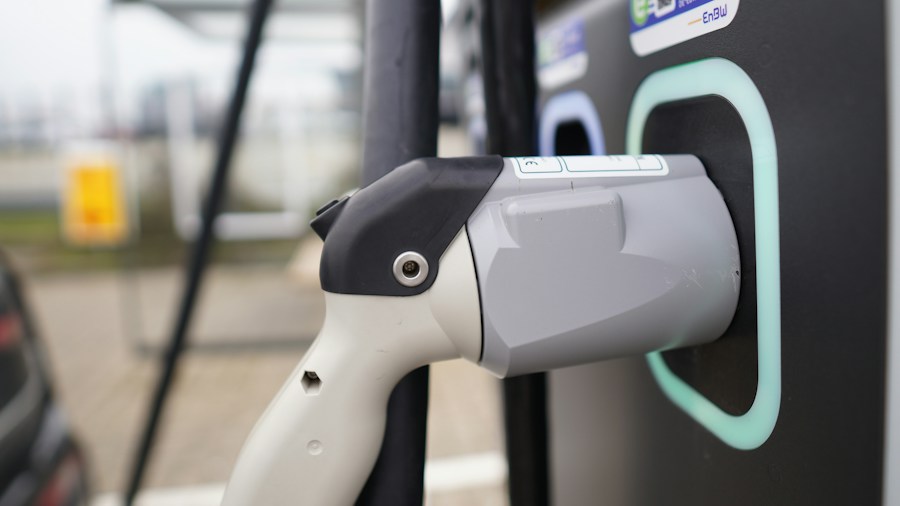 Electrify America Reaches 6000 Fast Charging Ports: What This Means for EV Shoppers 2 highway fast charging station network