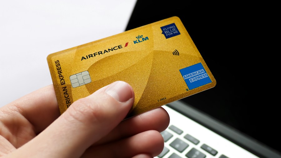RV Overnights Launches Loyalty Rewards Program and StayScout Feature: What Buyers Should Know 1 loyalty rewards points membership card