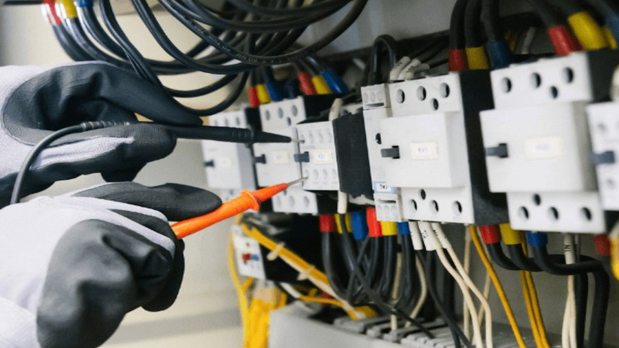 mechanic performing electrical troubleshooting