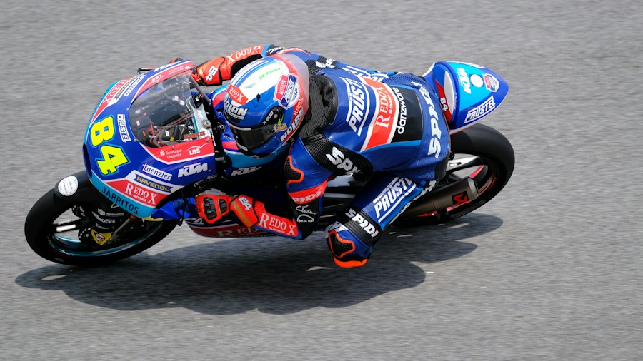 MotoGP inspired street bike styling