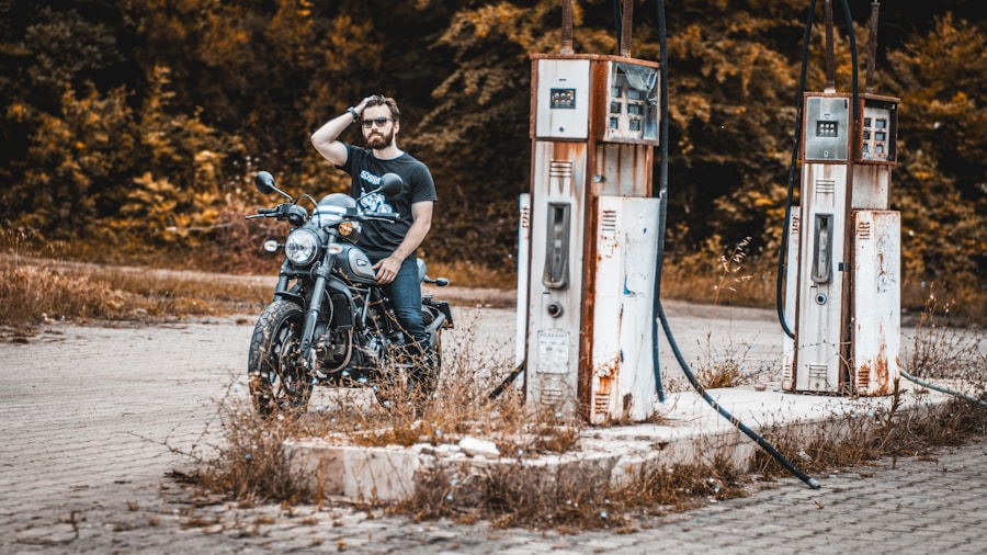 Zero Motorcycles Launches Level 3 DC Fast Charging in 2027 What Riders Should Know 2 motorcycle owner charging bike