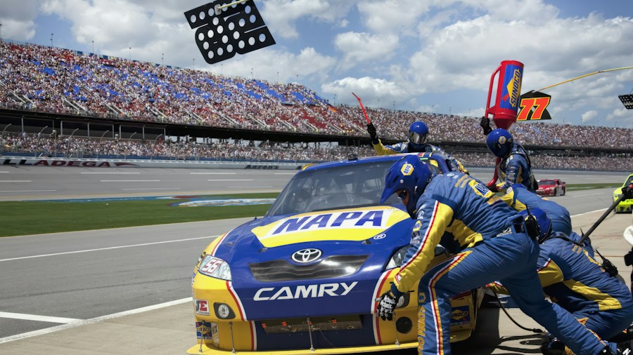 Ford Racing Expands NASCAR Presence With New Team Partnership for 2027 1 NASCAR pit crew working on car