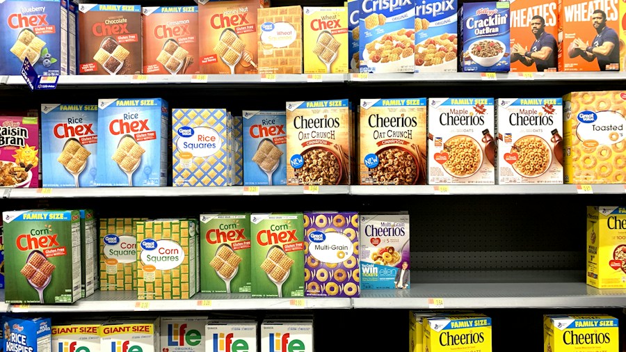 organized retail shelf display