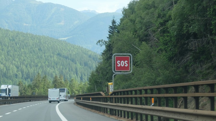 Namsung Releases Advanced RV Stereos With Split Screen Camera Technology 1 RV backing camera monitoring safety