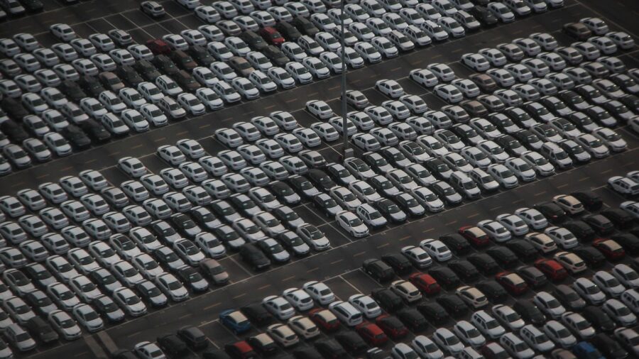 RV Shipments Set to Stabilize in 2027 After Challenging 2026 What Buyers Should Know 1 RV dealer inventory lot