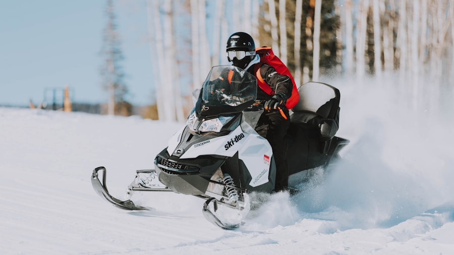 KLIM Launches Perfect Winter Video Series: What Snowmobile Buyers Should Know 1 snowmobile technical riding skills