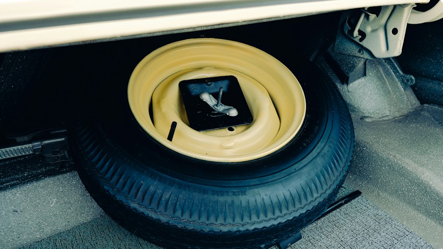 Wheel Balancing Vibration: What Shoppers Should Know About Getting It Right 2 tire deflation bead seating