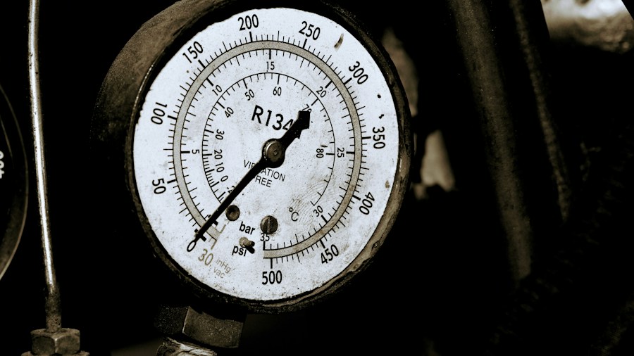 tire inflation pressure gauge and equipment