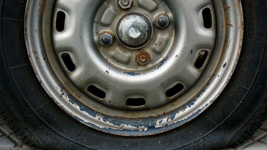 tire mounting wheel assembly