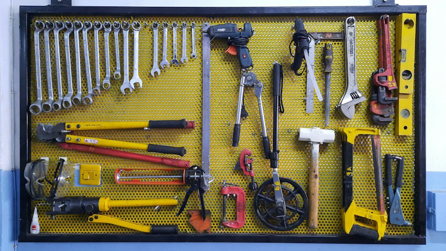Makita Launches New Cordless Impact Driver: What Buyers Should Know 2 tool storage case organization