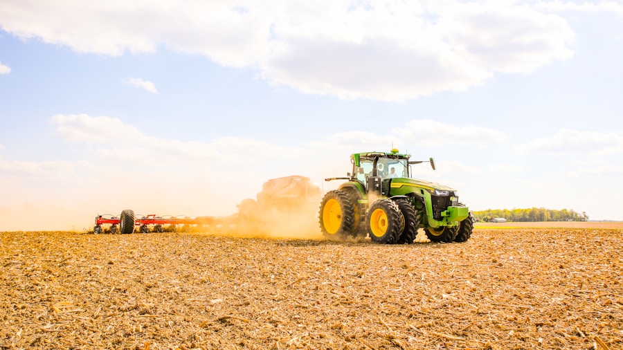 CEAT Spraymax Pro Tire Debuts at Farm Progress Show: What Buyers Should Know 2 tractor tire soil compaction