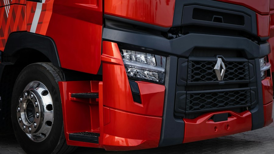 Lucas Oil Motor Oil Extender Launches Amid Rising Fuel Costs What Buyers Should Know 2 truck engine protection seal