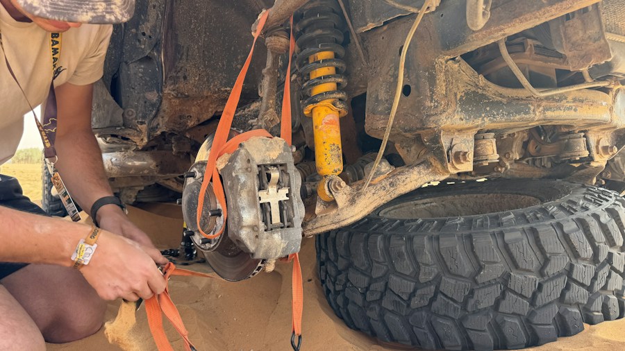 Lifted F-150 Lawsuit Exposes Safety Risk for Other Drivers: What Buyers Should Know 1 truck suspension lift kit installation