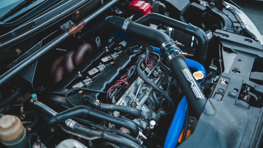 2027 Chevy Silverado 3.0L Duramax Diesel Can Travel 900 Miles Per Tank What Shoppers Need to Know 2 turbocharged engine components closeup