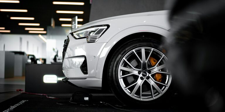 wheel alignment diagnostic equipment